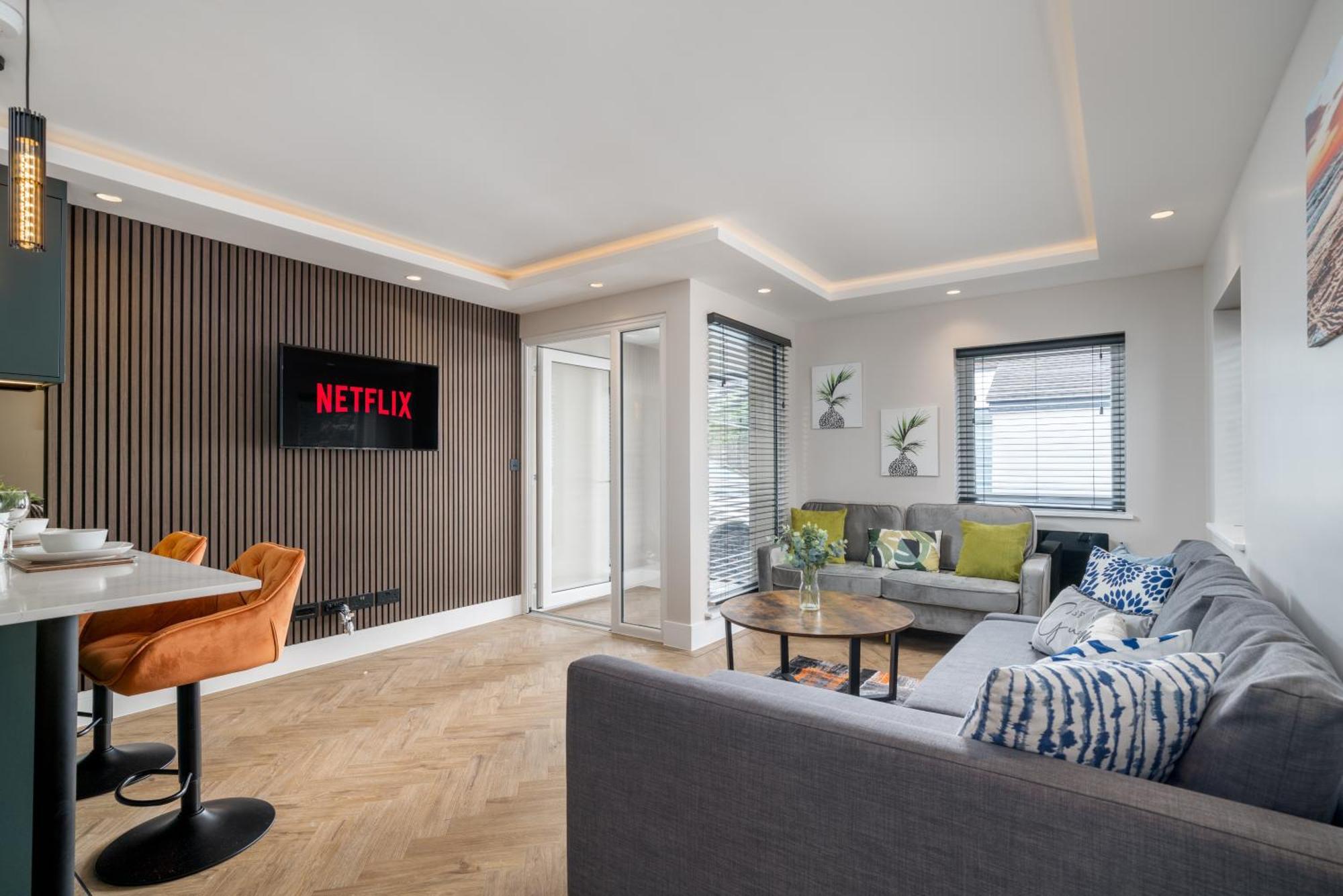 Skyvillion - Cozy Large 4 & 1 Bed Apartments In London Enfield, Mins To Tube Station, Free Wi-Fi Eksteriør billede